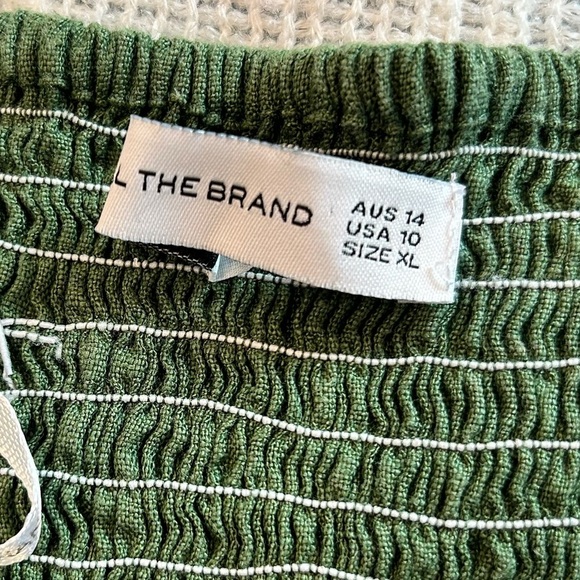 Faithfull the Brand Women’s Presley Jumpsuit in Moss Green size 10. - Picture 8 of 13